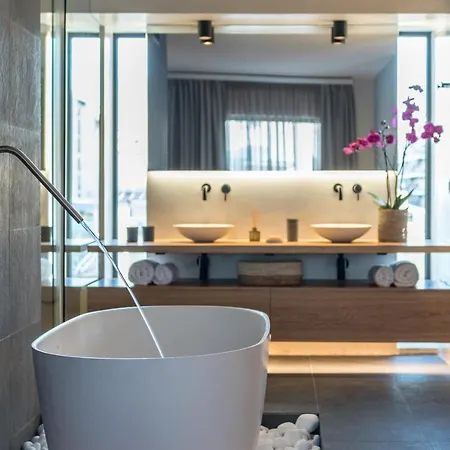Hub Suites, Luxury Living In Athens Exterior photo