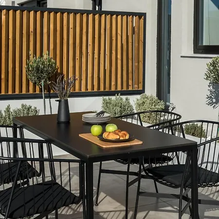 Hub Suites, Luxury Living In Athens Exterior photo