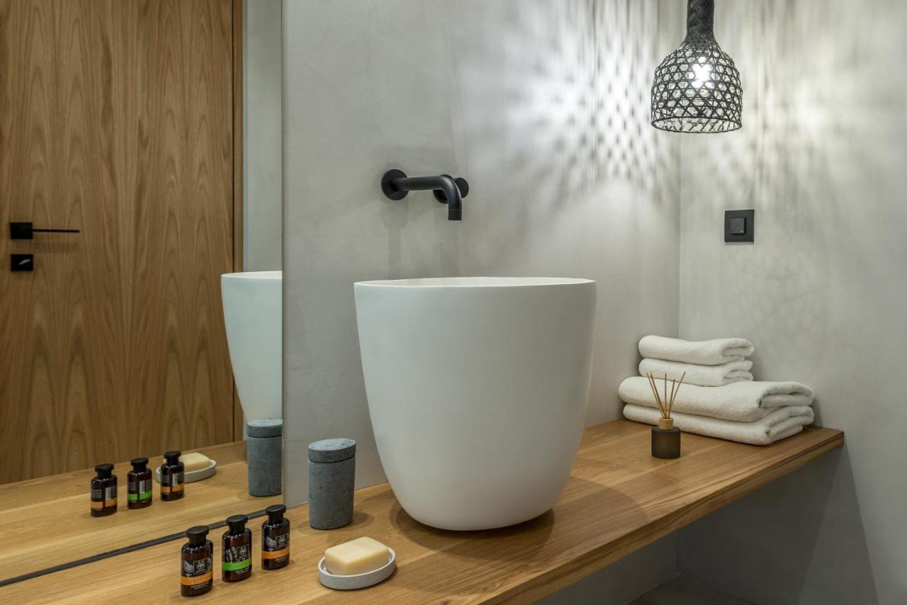 Apartment Hub Suites, Luxury Living In Athens